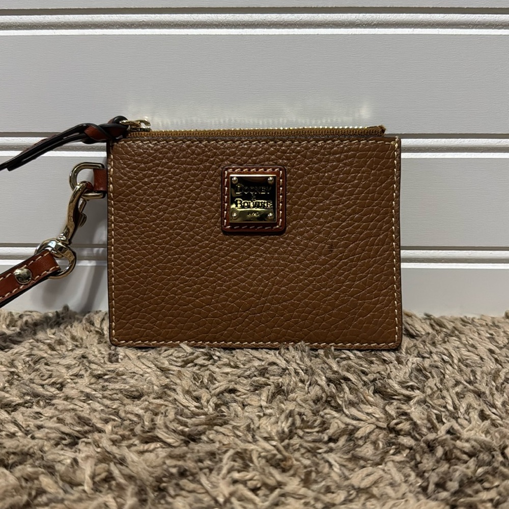 Dooney and Bourke Pebble Leather Wristlet in Camel